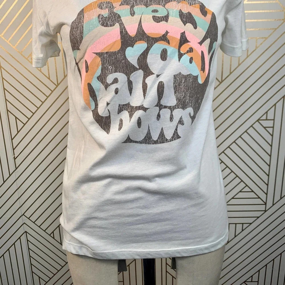 Chaser Every Day‎ Rainbows Graphic Tee Shirt - Picture 4 of 16